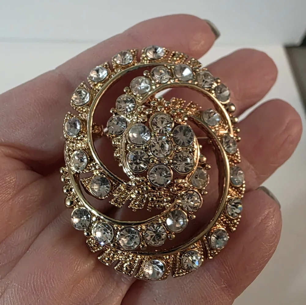 Napier goldtone clear